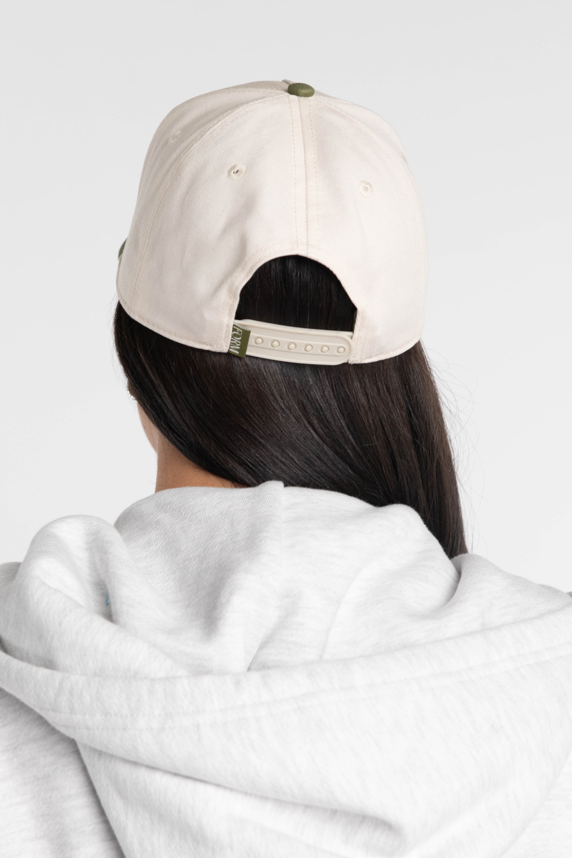 NY FORM Hat in Green & Cream
